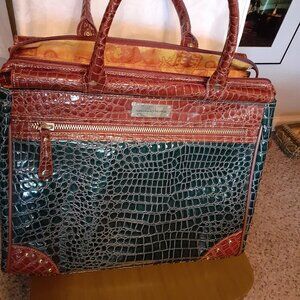 SAMANTHA BROWN Weekender